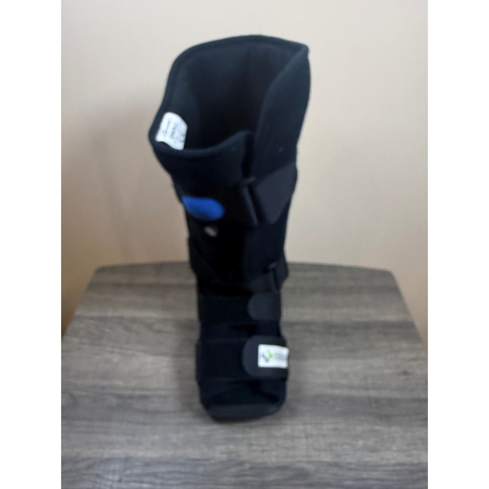 Advantage by Elite Orthopaedics Pneumatic Walking Boot Tall Cam Walker Small